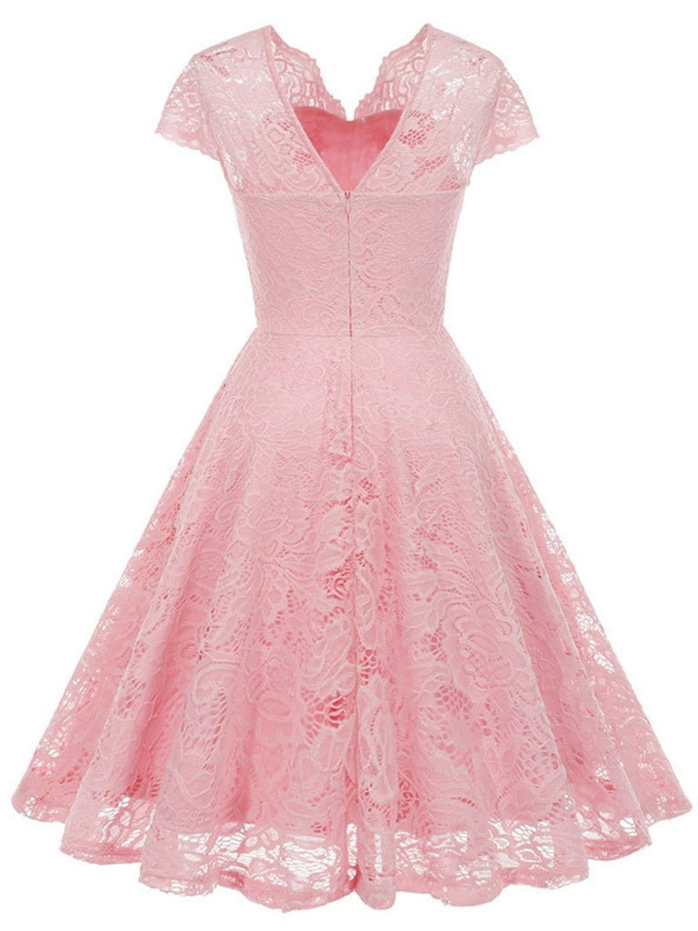 Robe en dentelle unie à col en V et sans manches années 1950