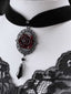 Collier rose foncé gothique victorien vintage