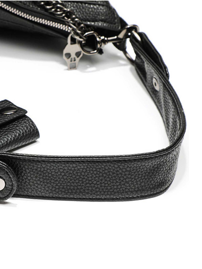 Sac hobo gothique à chaîne cloutée et tête de mort