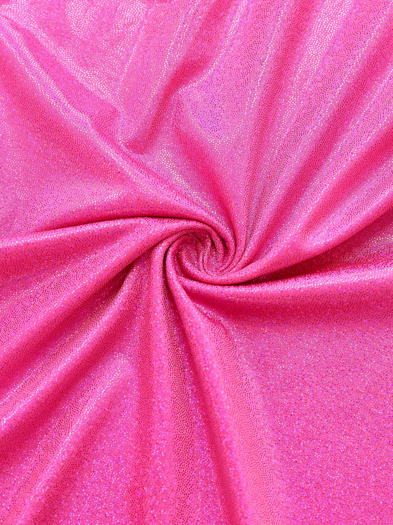 Combinaison disco rose métallisée col en V profond des années 1970