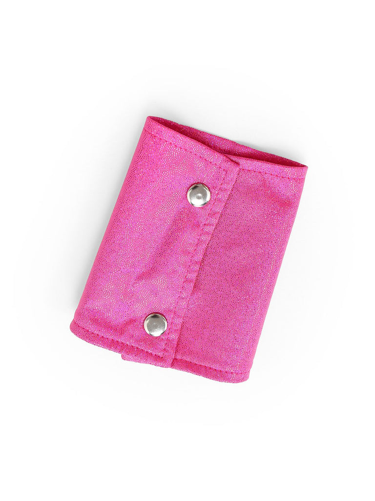 Combinaison disco rose métallisée col en V profond des années 1970