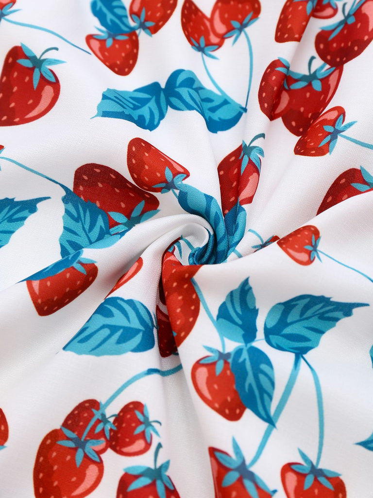 Robe à bretelles larges et col carré fraise des années 1950