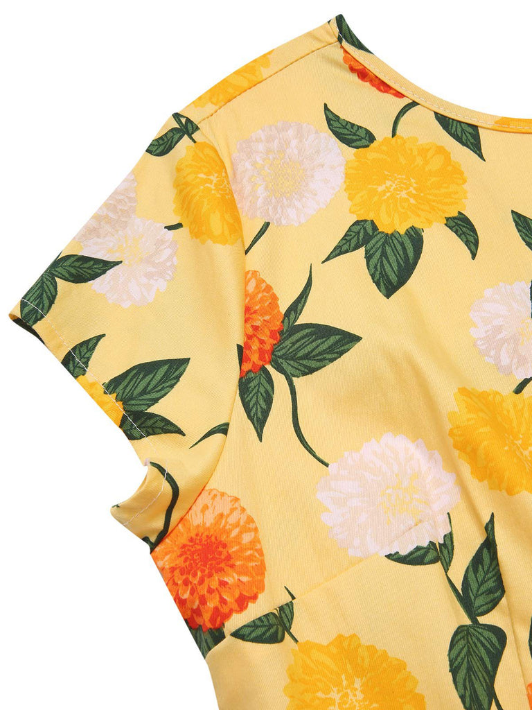 Robe froncée à fleurs d'hortensia jaune des années 1950