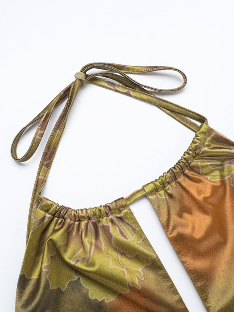 Robe en satin dos nu à fleurs verte des années 1960