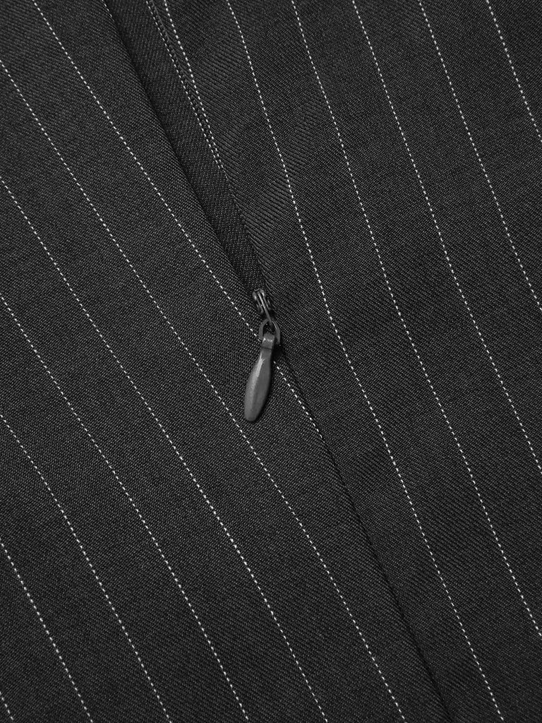 Robe crayon gris foncé à fines rayures années 1960