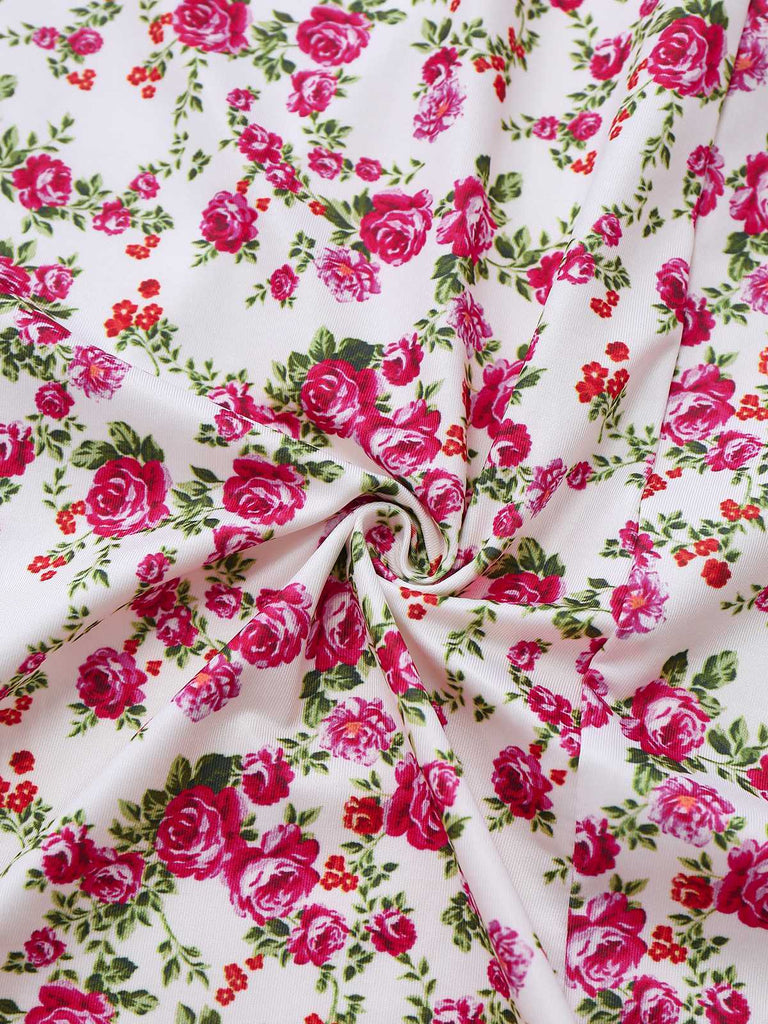 Robe blanche à petites fleurs nuisette fenduedes années 1940