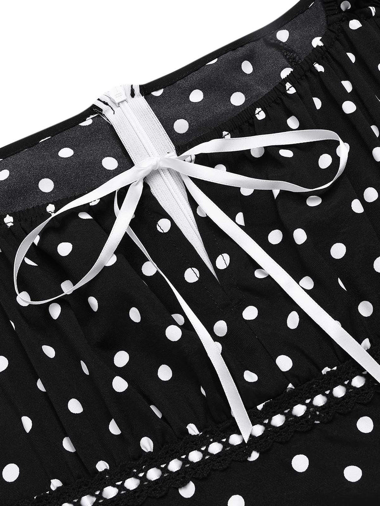 Robe à volants et col carré à pois noir années 1940