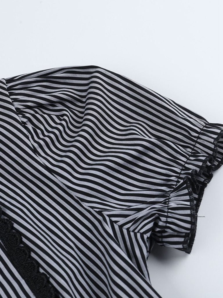 Chemisier grise à volants à rayures verticales années 1930