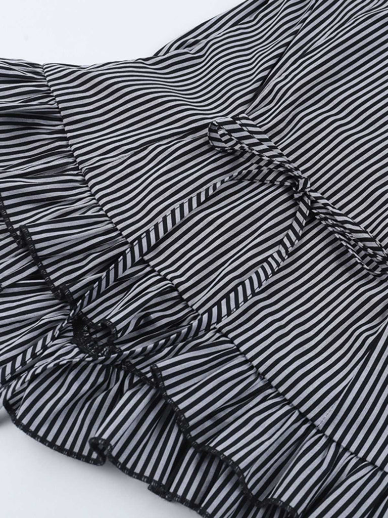 Chemisier grise à volants à rayures verticales années 1930