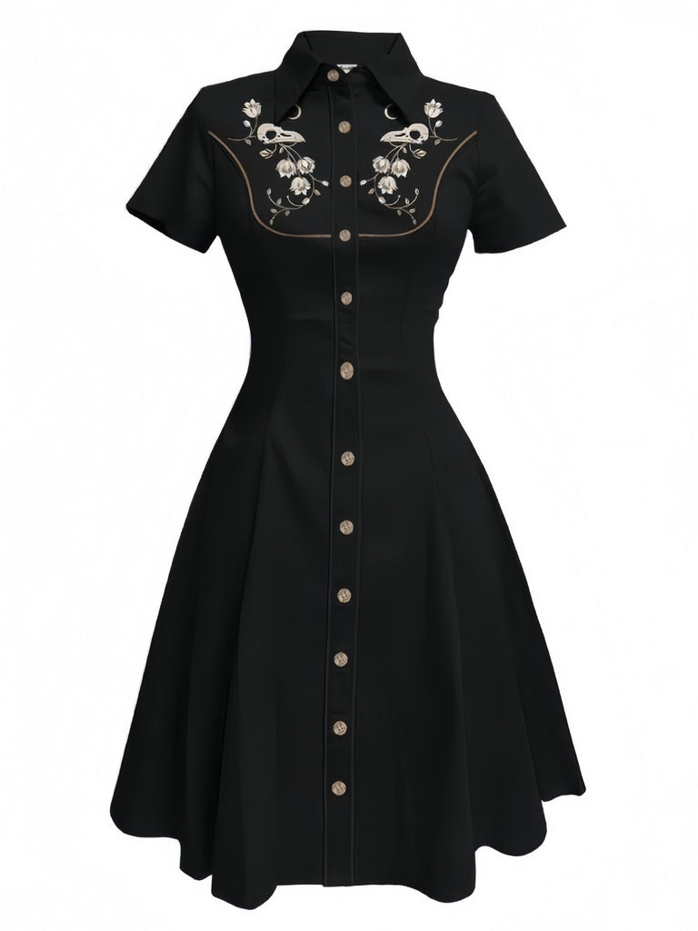 Robe noire en coton brodée de fleurs western années 1940