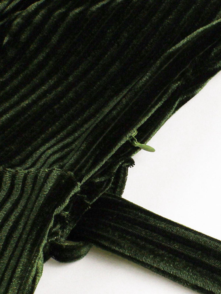 Robe de Noël verte en velours côtelé manches longues des années 1950