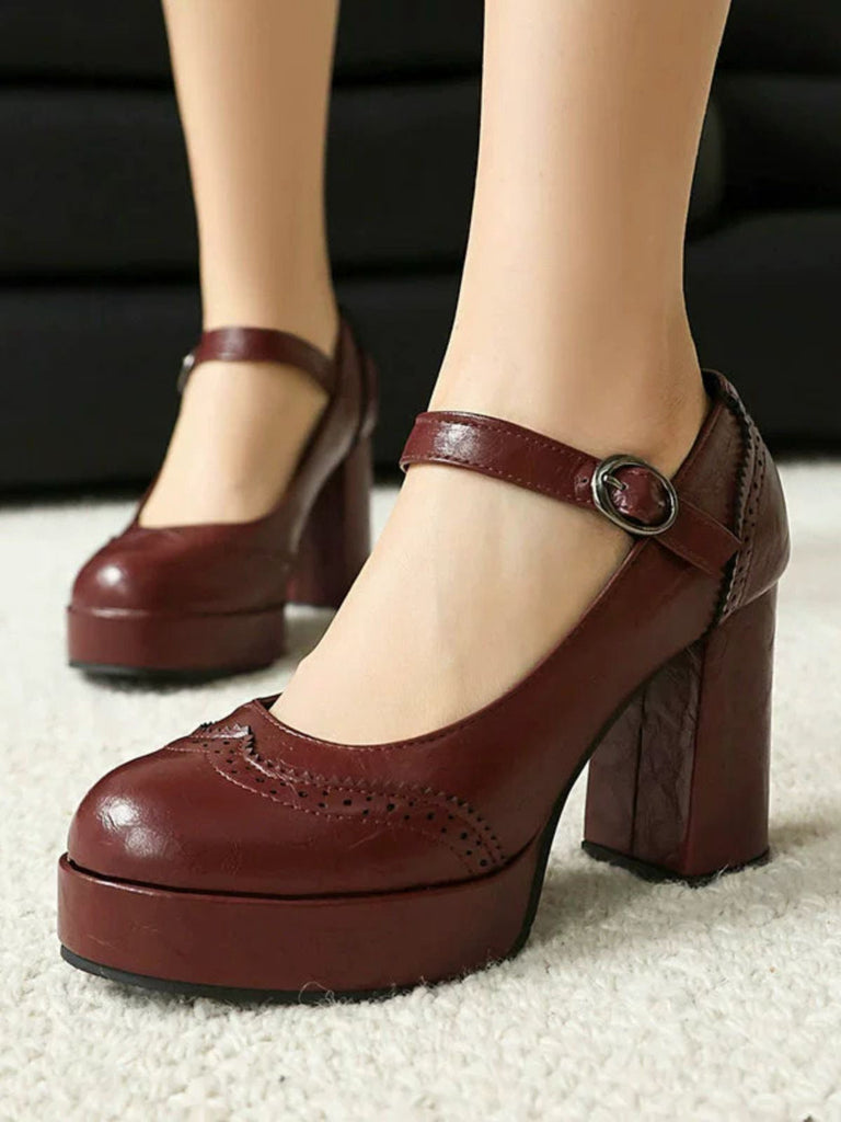 Escarpins vintage à talons épais et bout rond avec boucle