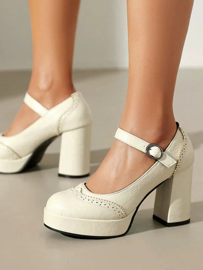 Escarpins vintage à talons épais et bout rond avec boucle
