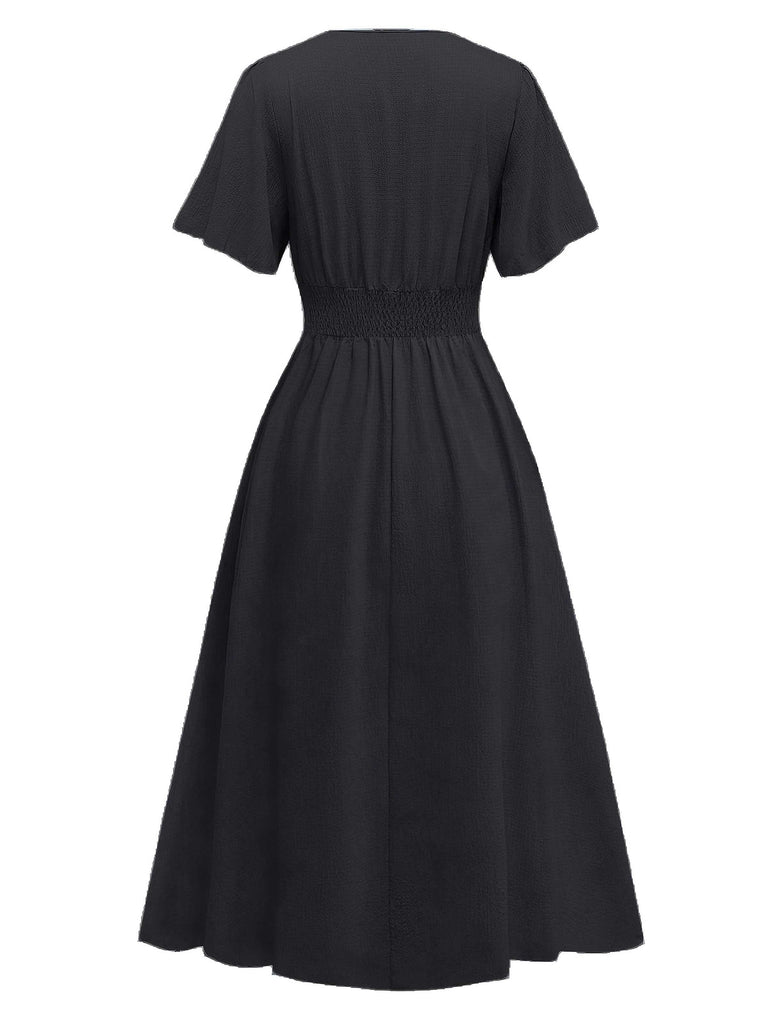 Robe manches volants froncée fendue col V uni des années 1940