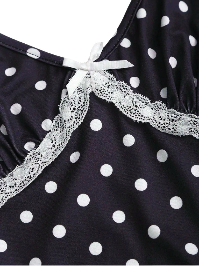 Combinaison à bretelles et bordure en dentelle à pois des années 1940