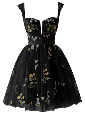 Robe courte en dentelle florale brodée années 1970