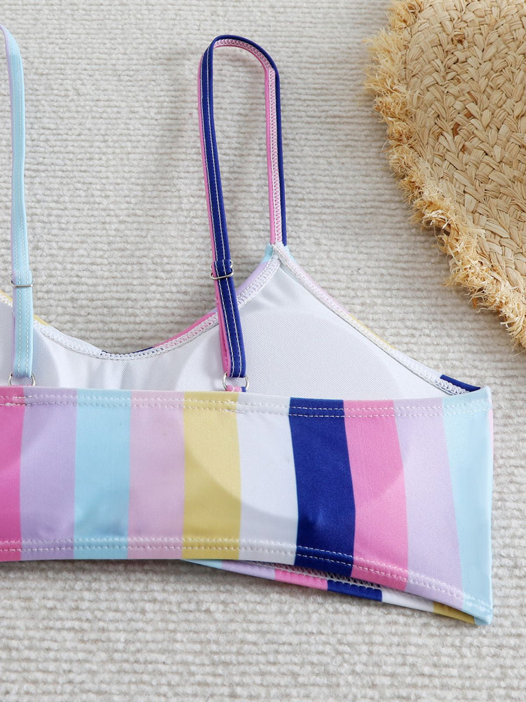 Ensemble bikini à bretelles rayures verticales contrastées nœud années 1940