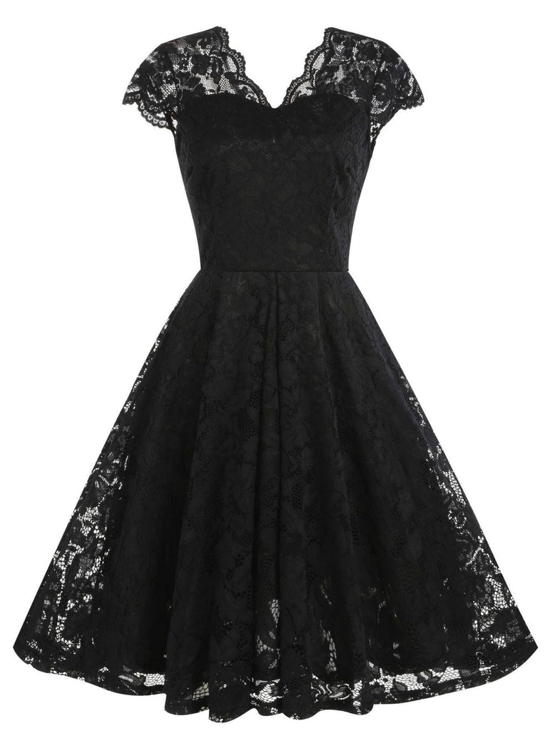 Robe en dentelle unie à col en V et sans manches années 1950