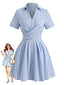 Robe bleue rayures verticales col Johnny croisé années 1950