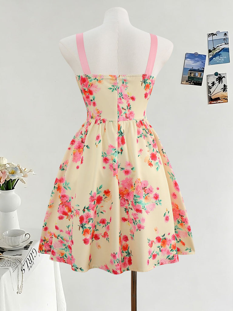 Robe Évasée Imprimée Fraises Col Claudine avec Ceinture années '50 5