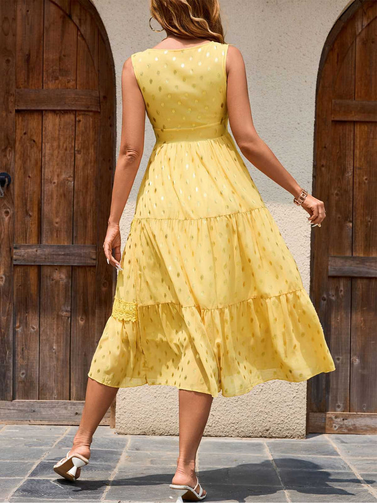 Robe jaune à pois et dentelle patchwork des années 1950