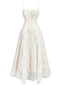 Robe beige en dentelle fleurie à volants et nœud années 1940