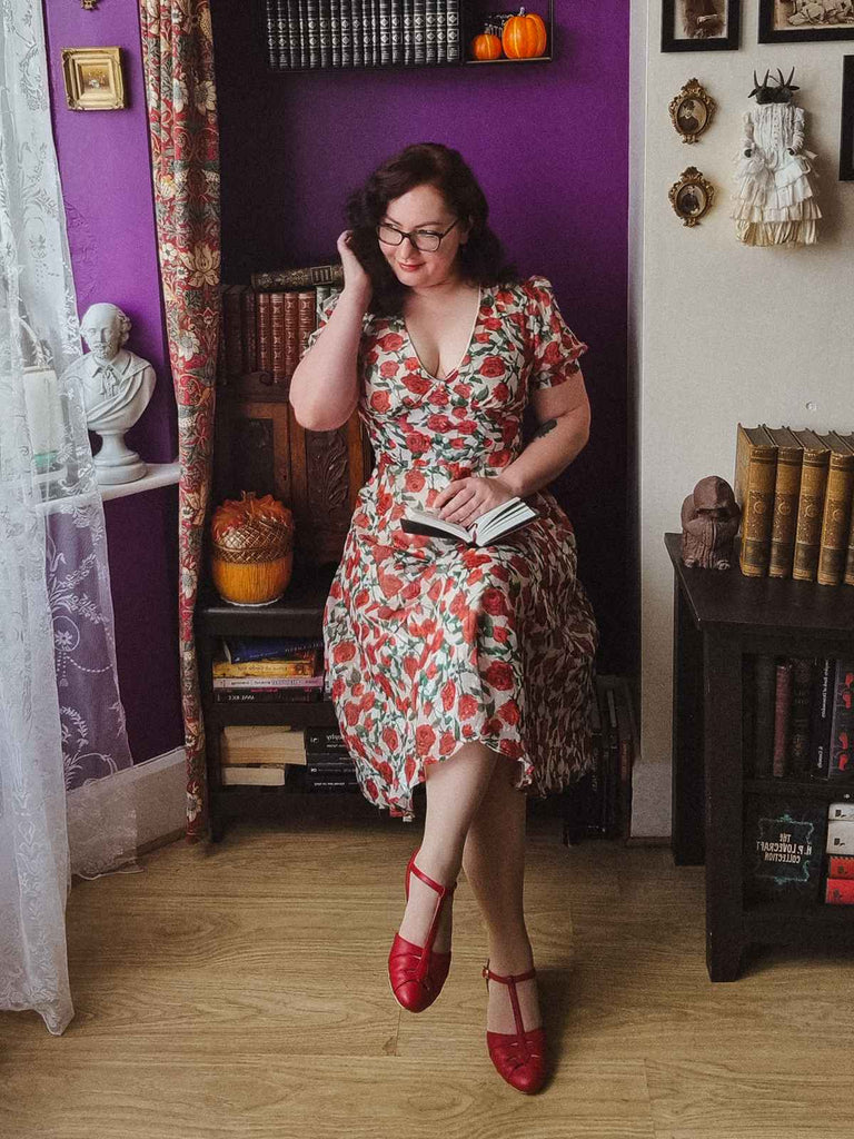 Robe trapèze rose à col en V des années 1940 rouge 2