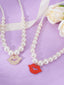 Collier vintage avec pendentif en perles et lèvres