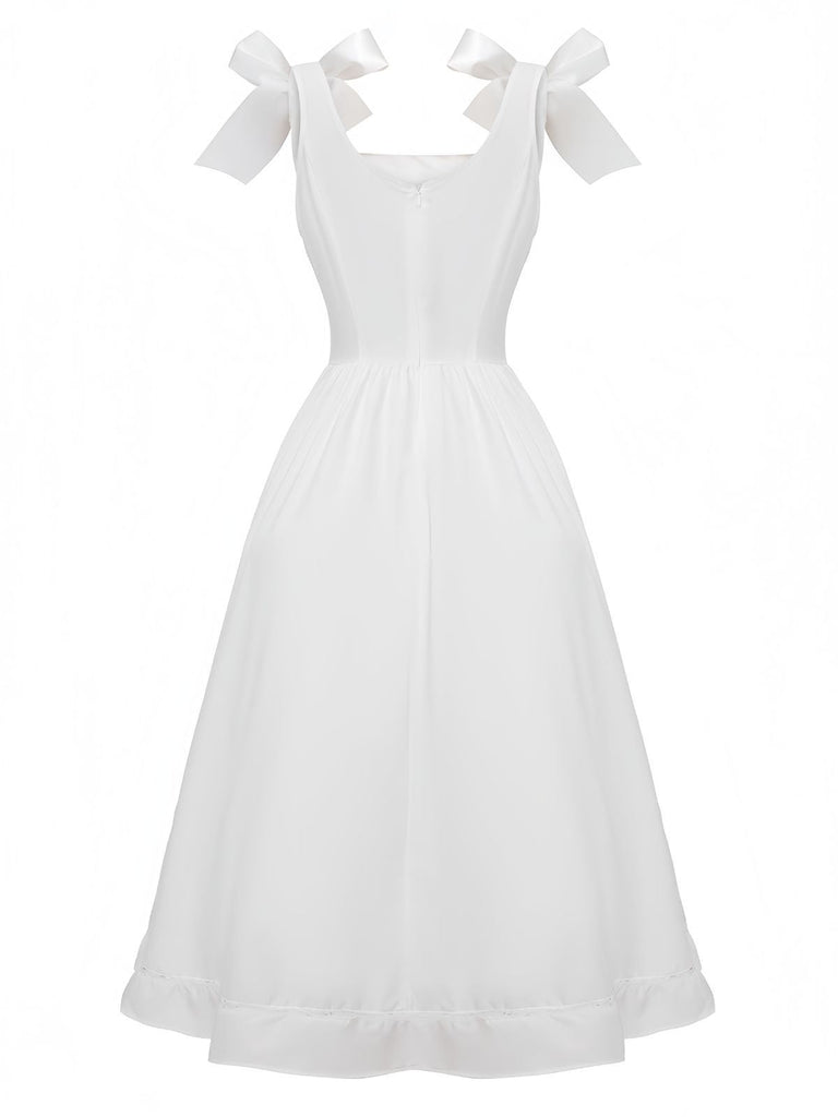 Robe blanche à lacets et boutons 1940s