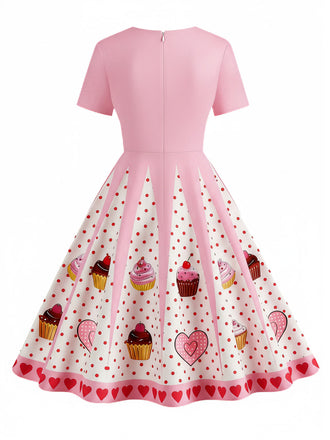 [Prévente] Robe trapèze rose motif gâteau de Saint-Valentin des années 50
