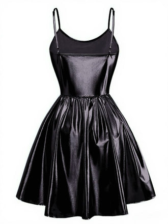 Robe de soirée noire à fines bretelles métallisées années 1980