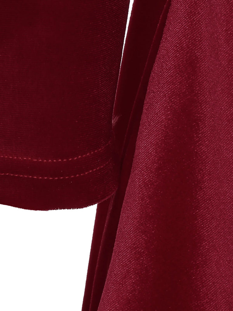 Robe rouge en velours col en fourrure et perles style Père Noël des années 1950