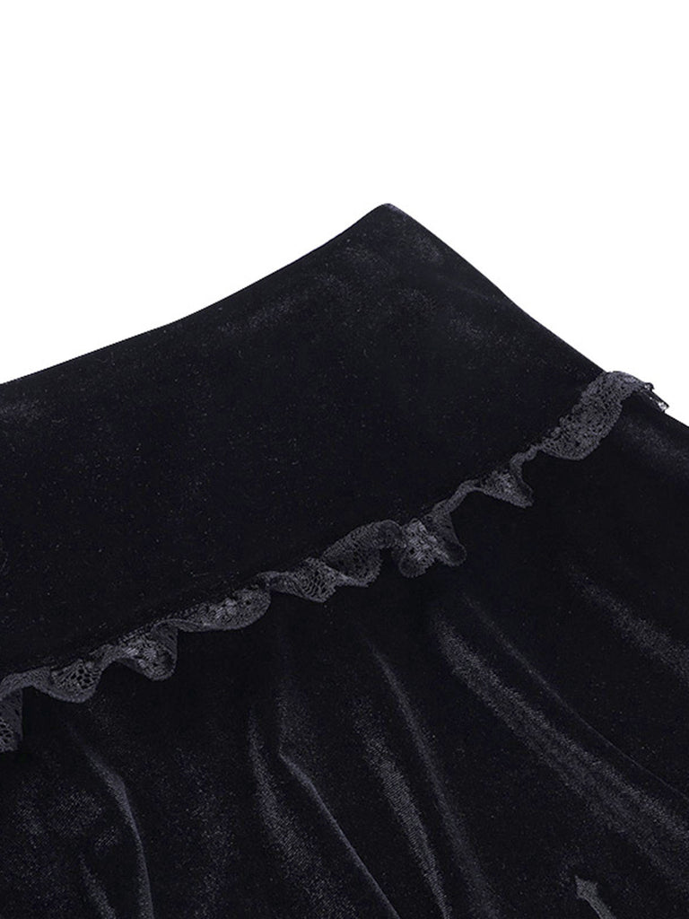 Jupe noire en dentelle brodée unie des années 1980