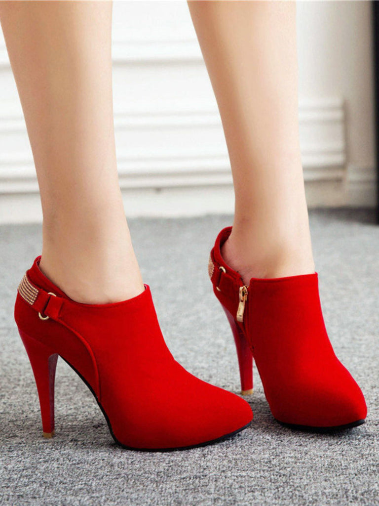 Escarpins vintage en velours uni bout pointu