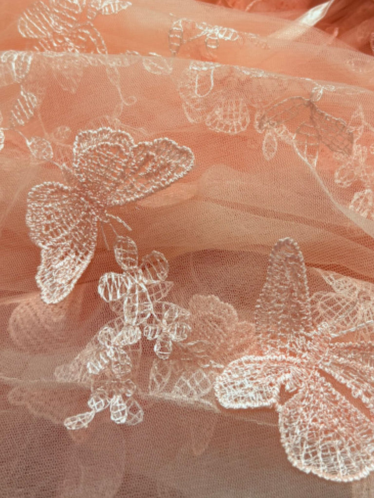 Papillon Floral Filet Brodé Robe Longue Années 1930 5