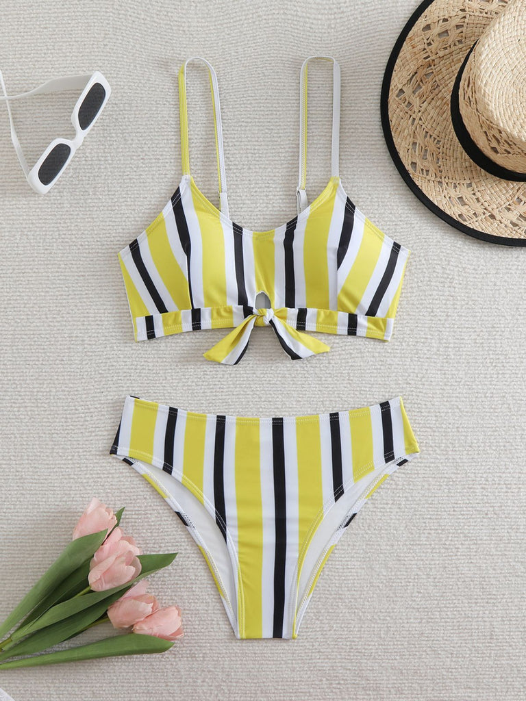 Ensemble bikini à bretelles rayures verticales contrastées nœud années 1940