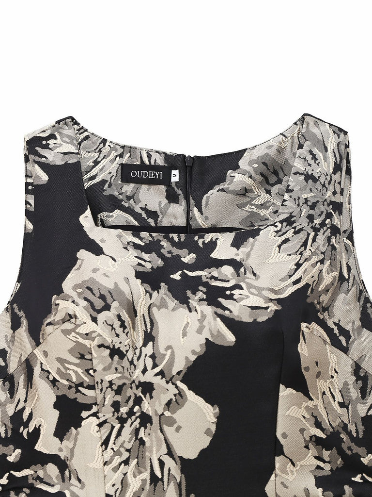 Robe noire à fleurs en jacquard avec ceinture années 1950