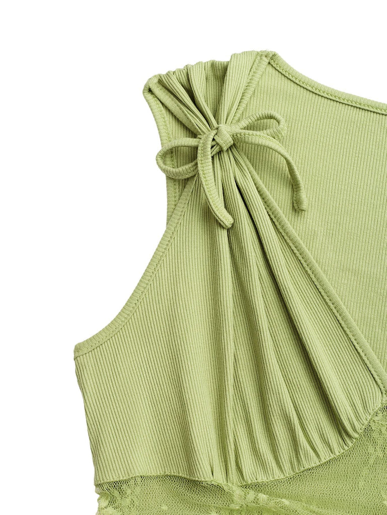 Combishort à épaules dénudées taille en dentelle et col en V années 1950