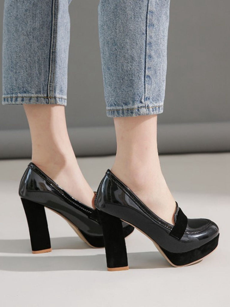 Chaussures à talons hauts à bout rond et colorblock