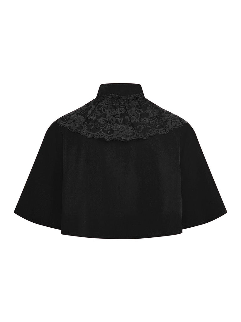 Cape patchwork en velours et dentelle unie des années 1950
