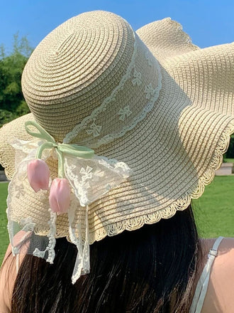 Chapeau Fleur à Larges Bords en Paille Dentelle Tulipe Beige 2