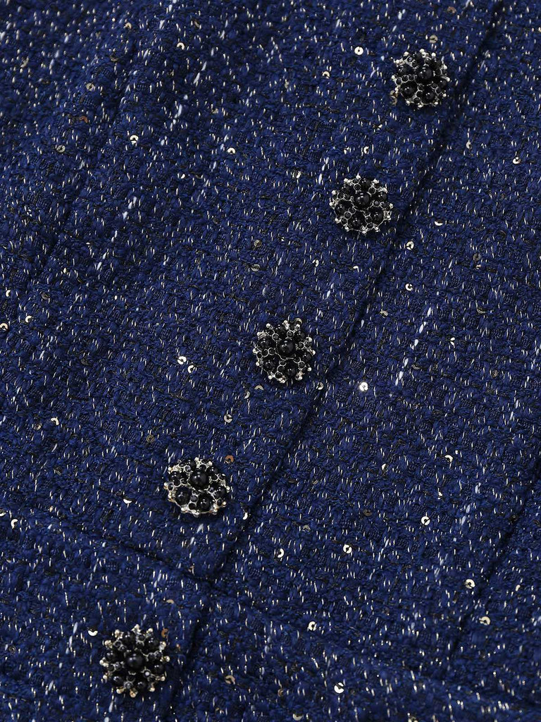 Robe plissée sans manches à boutons nacrés et ceinture années 1960