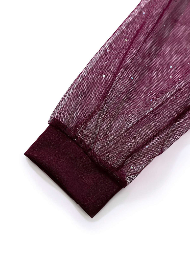 Robe moulante en résille paillettes unie et col en V années 1960