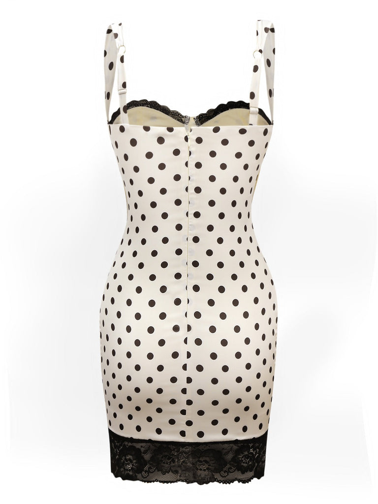 Robe moulante blanche à pois dentelle années 1960