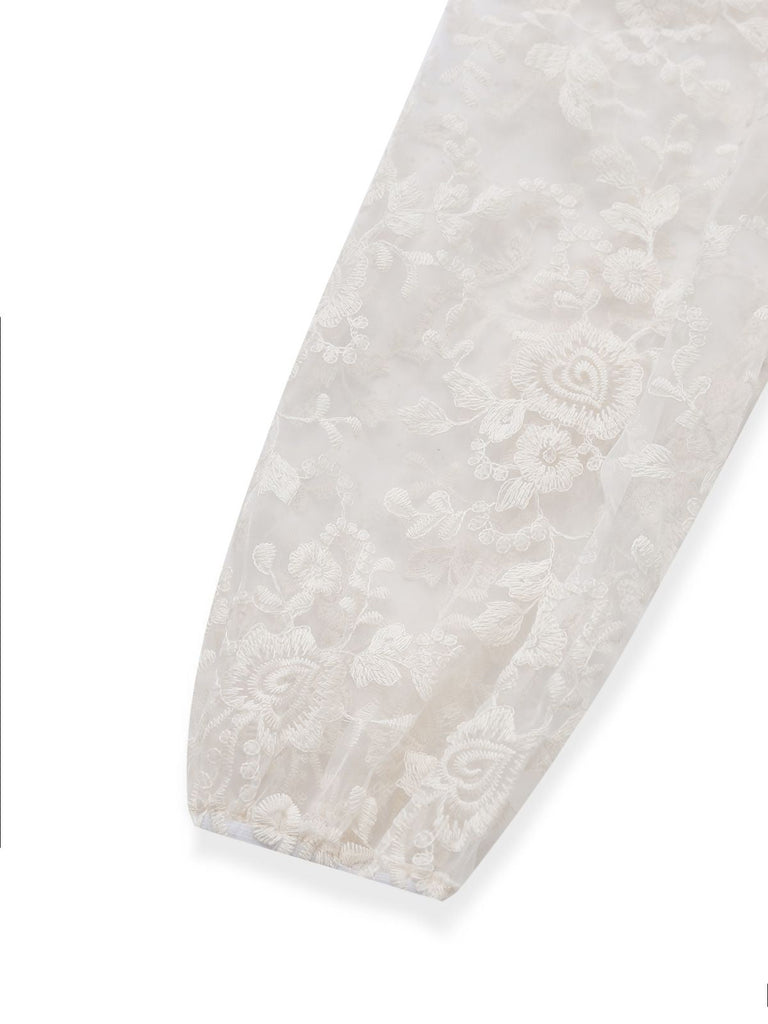 Robe blanche en dentelle de pur coton uni années 1960