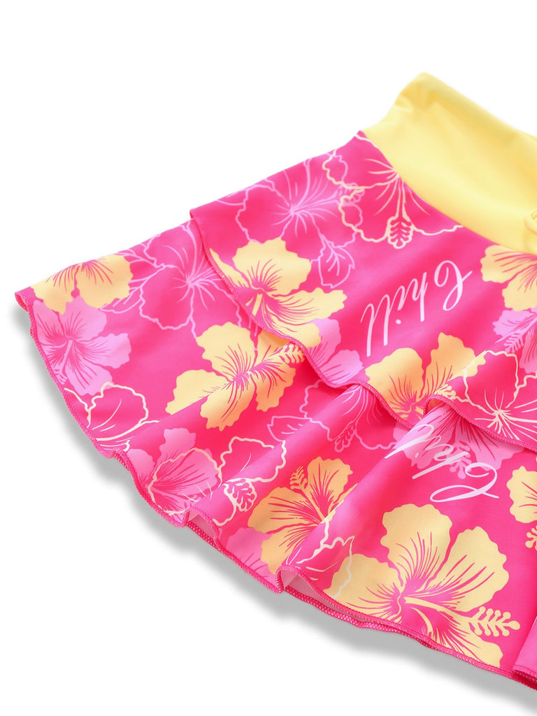 Ensemble bikini rose à imprimé floral à nouer sur le devant et à volants années 1960