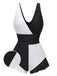 Maillot de bain une pièce blanc à volants, vue de face, pour un style élégant à la plage et au bord de la piscine