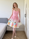 Robe rose col en cœur et motif glace des années 1950