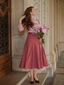 Robe rose col en forme de goutte contrastée années 40