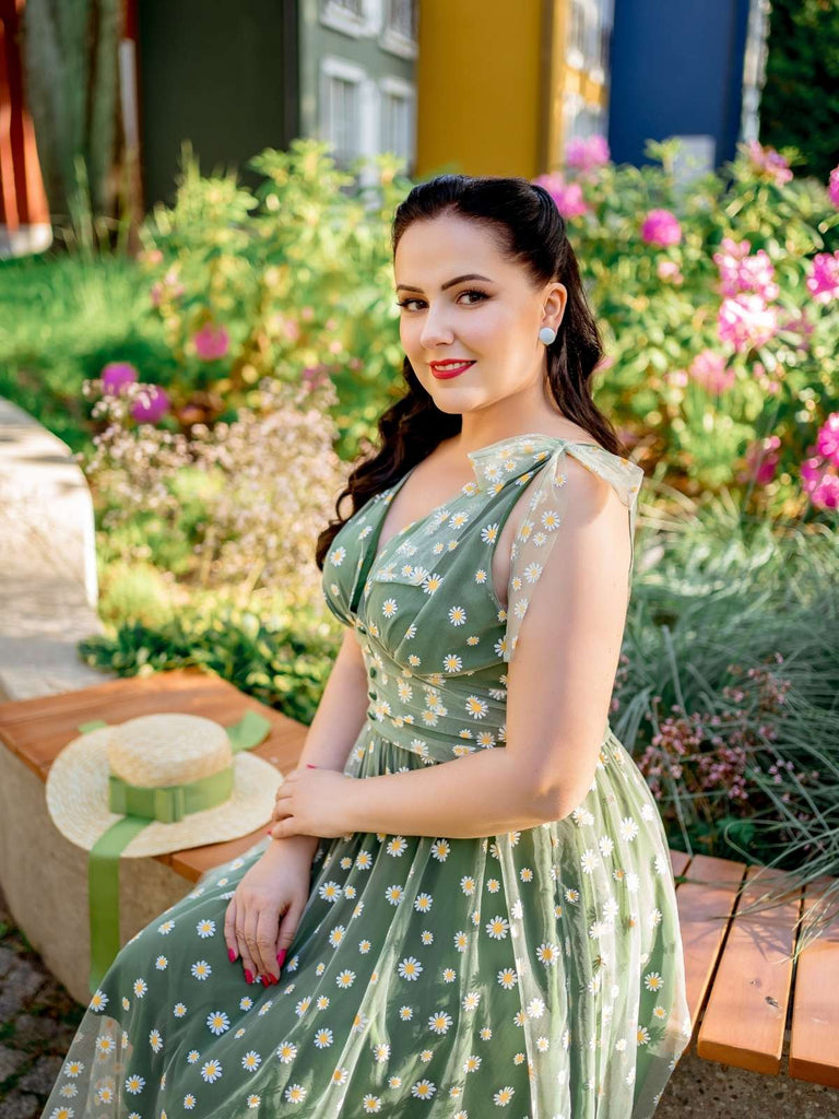 Robe trapèze verte en maille marguerite des années 1950